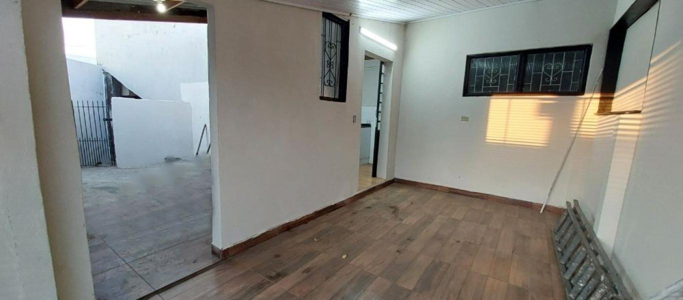CASA NO Parque Universitário em Assis