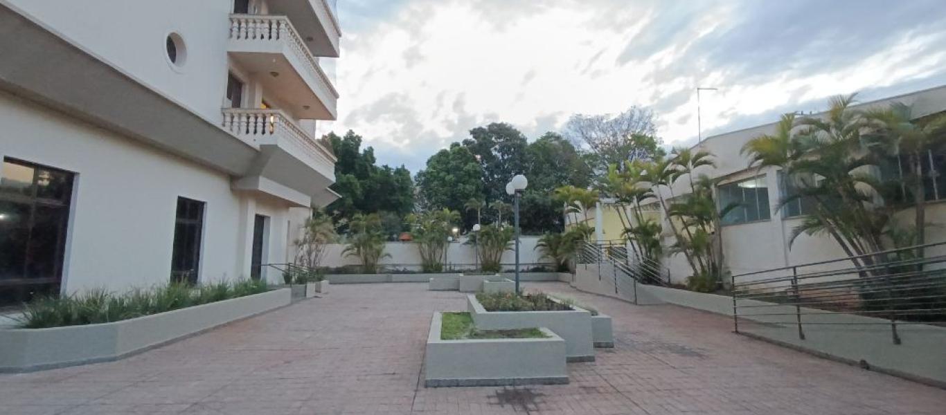 APARTAMENTO NA Centro em Assis