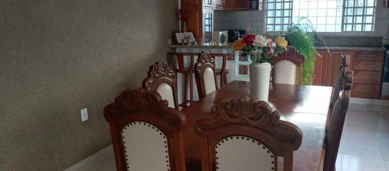 CASA NO JARDIM PARANÁ em Assis