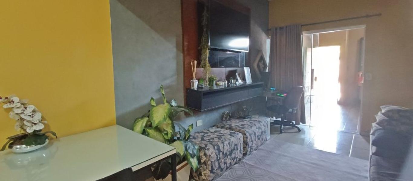 CASA NA Vila Progresso em Assis