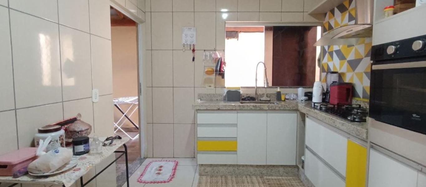 CASA NA Vila Progresso em Assis