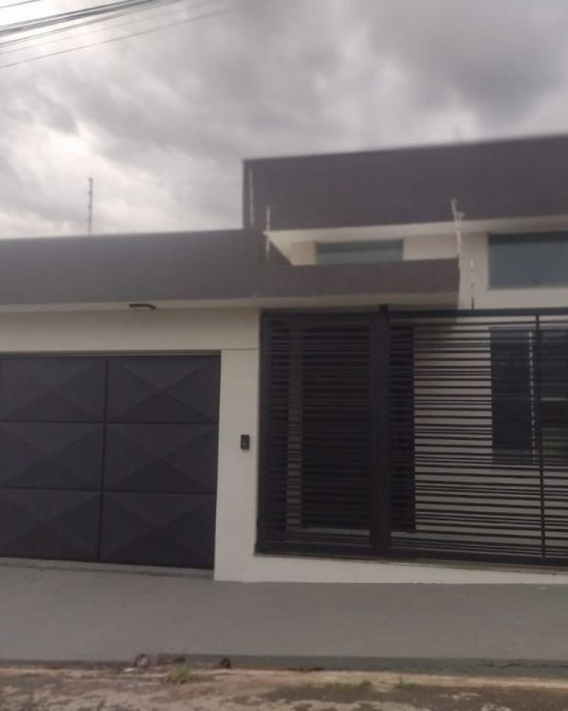CASA NO Residencial Park Bambu em Assis