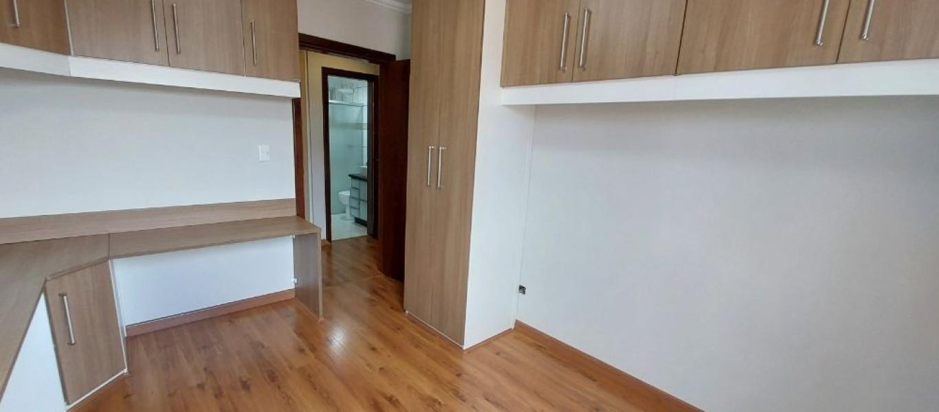 APARTAMENTO NA Centro em Assis