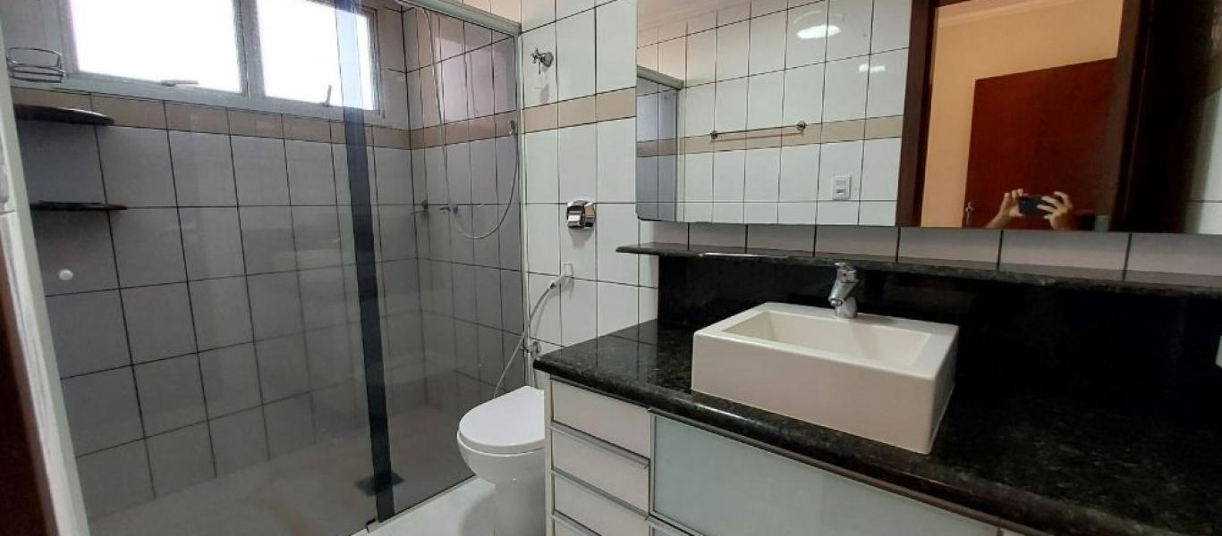 APARTAMENTO NA Centro em Assis