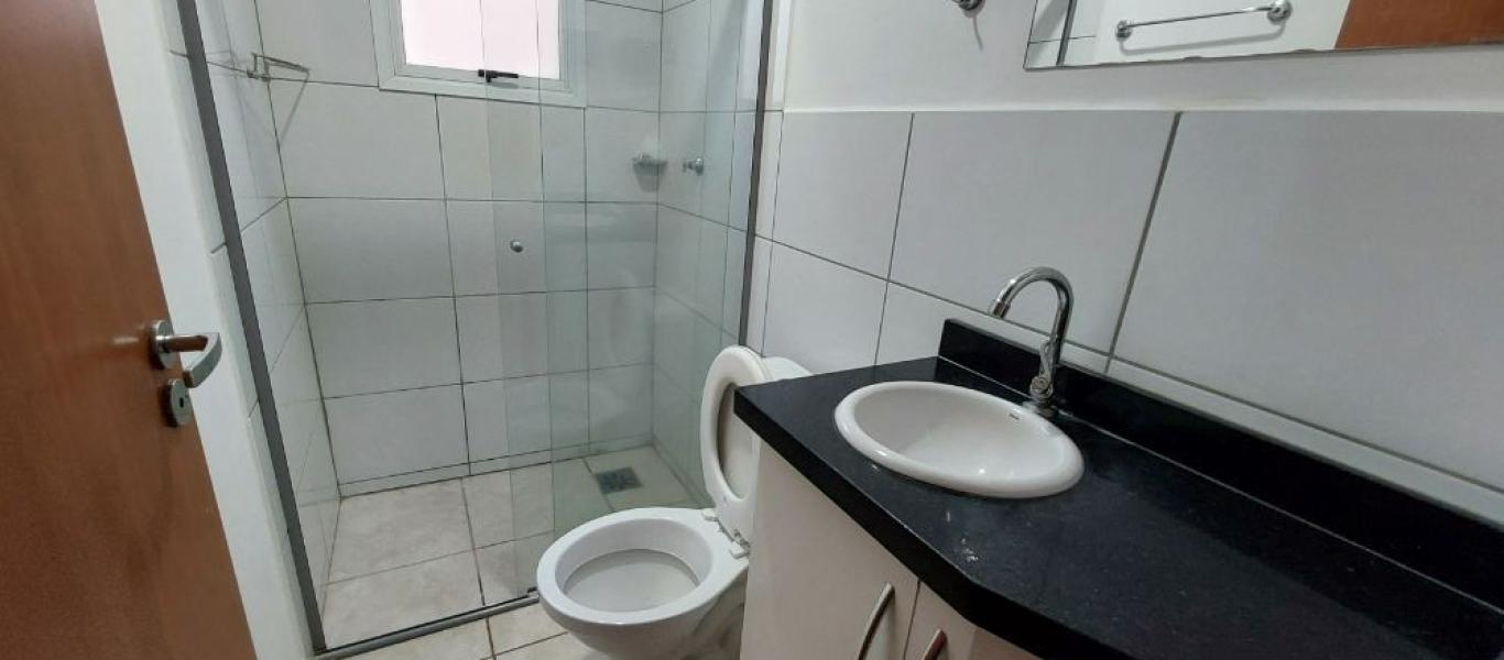 APARTAMENTO NA INOCOOP em Assis