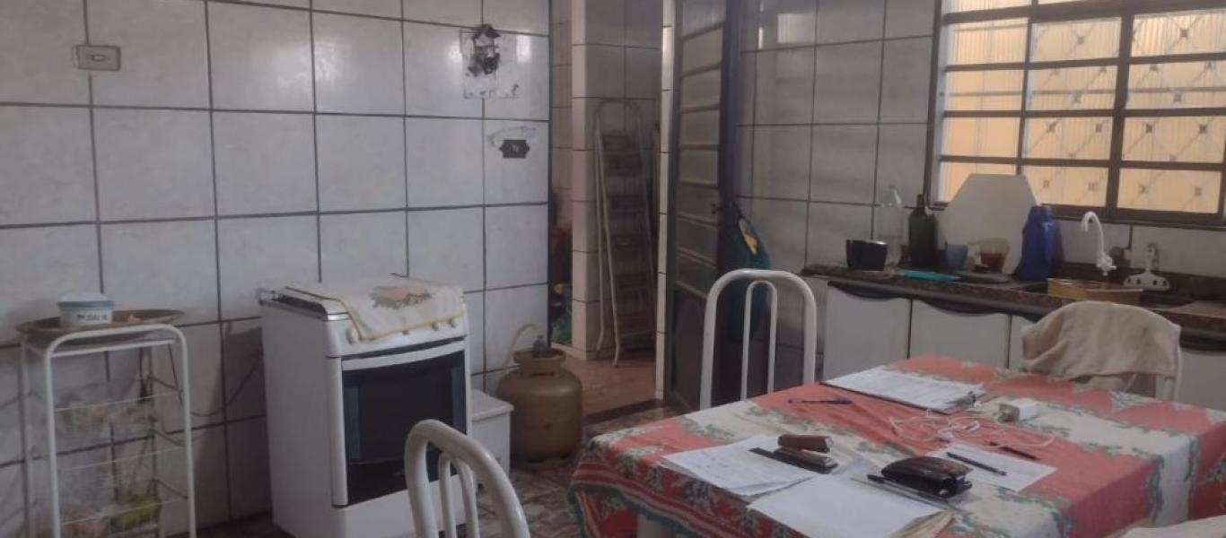 CASA NA Vila Prudenciana em Assis