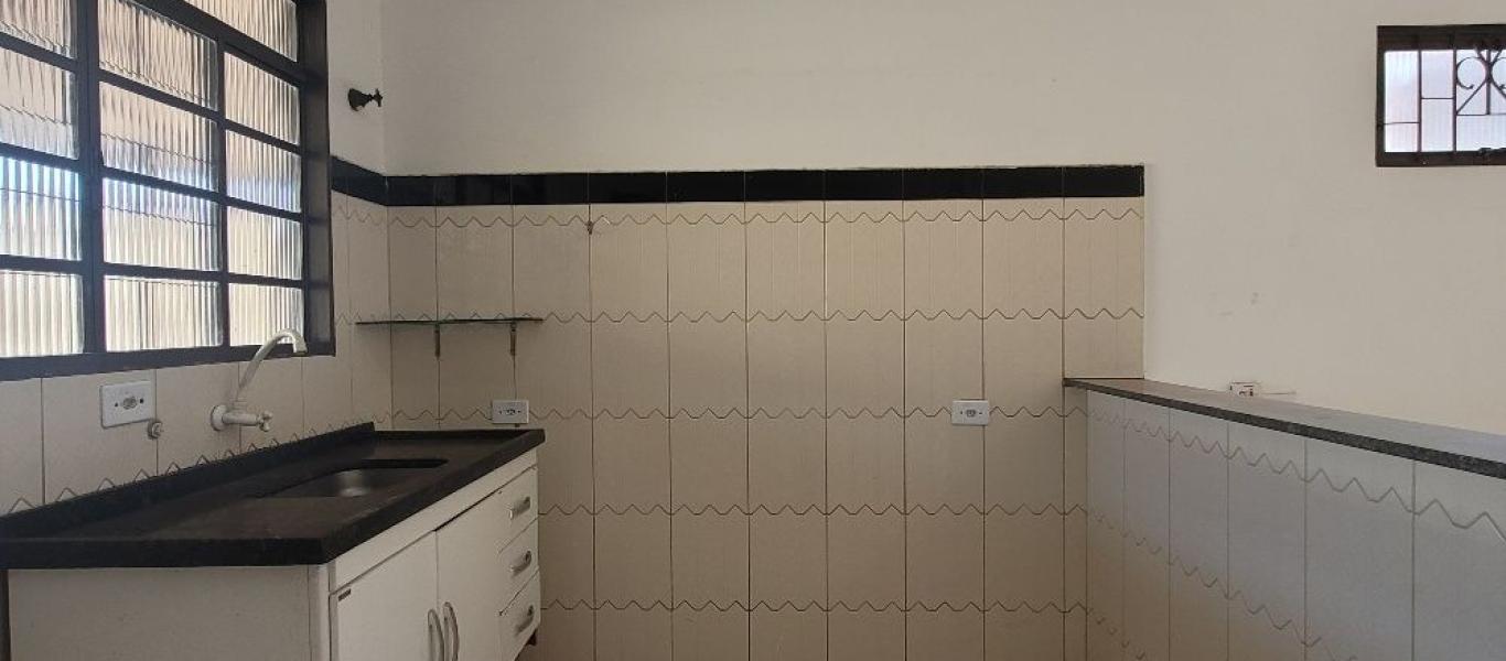 CASA NA Vila Ribeiro em Assis