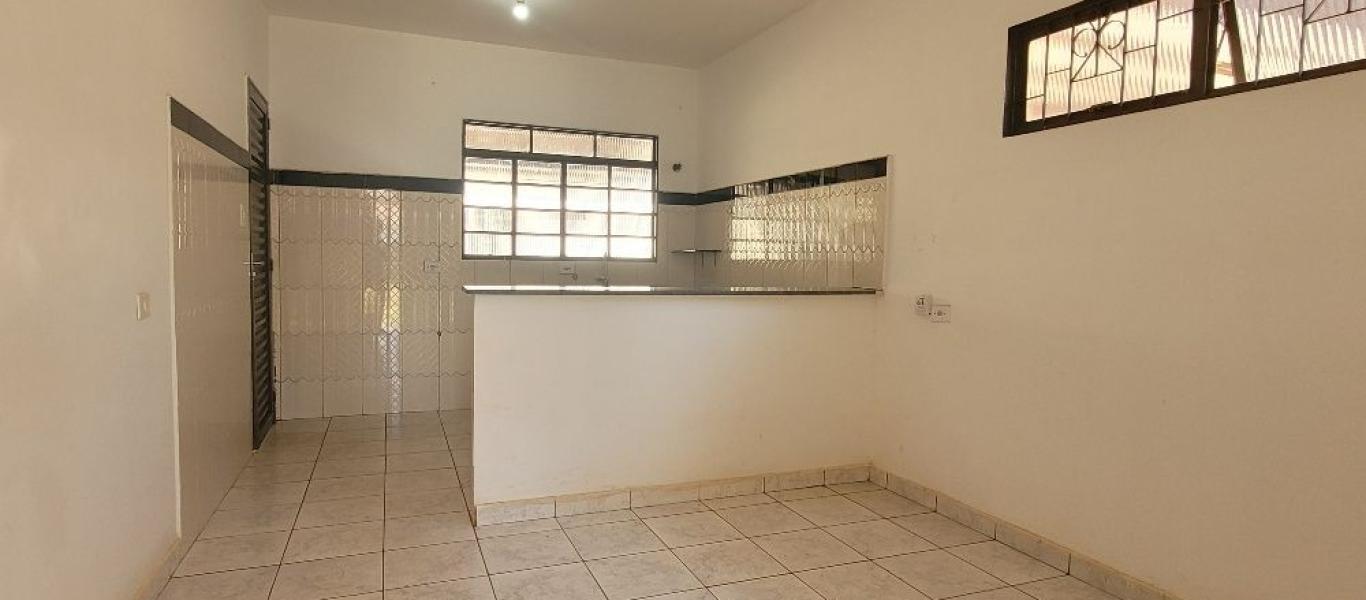 CASA NA Vila Ribeiro em Assis