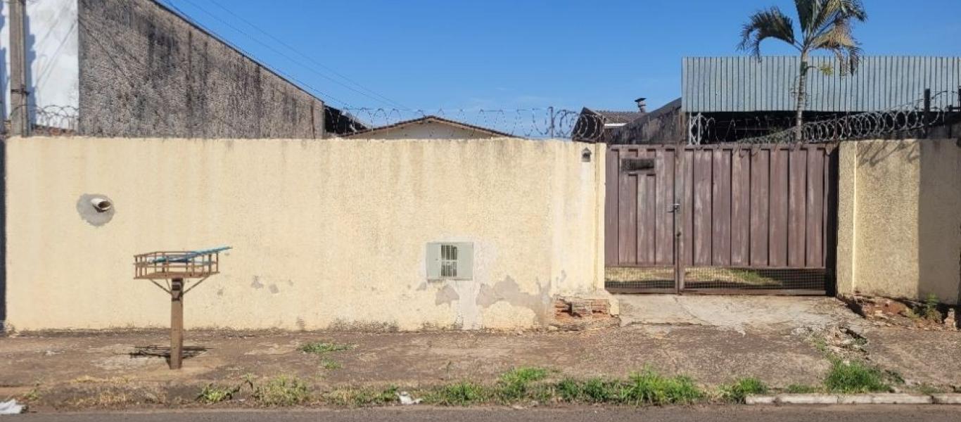 CASA NA Vila Ribeiro em Assis