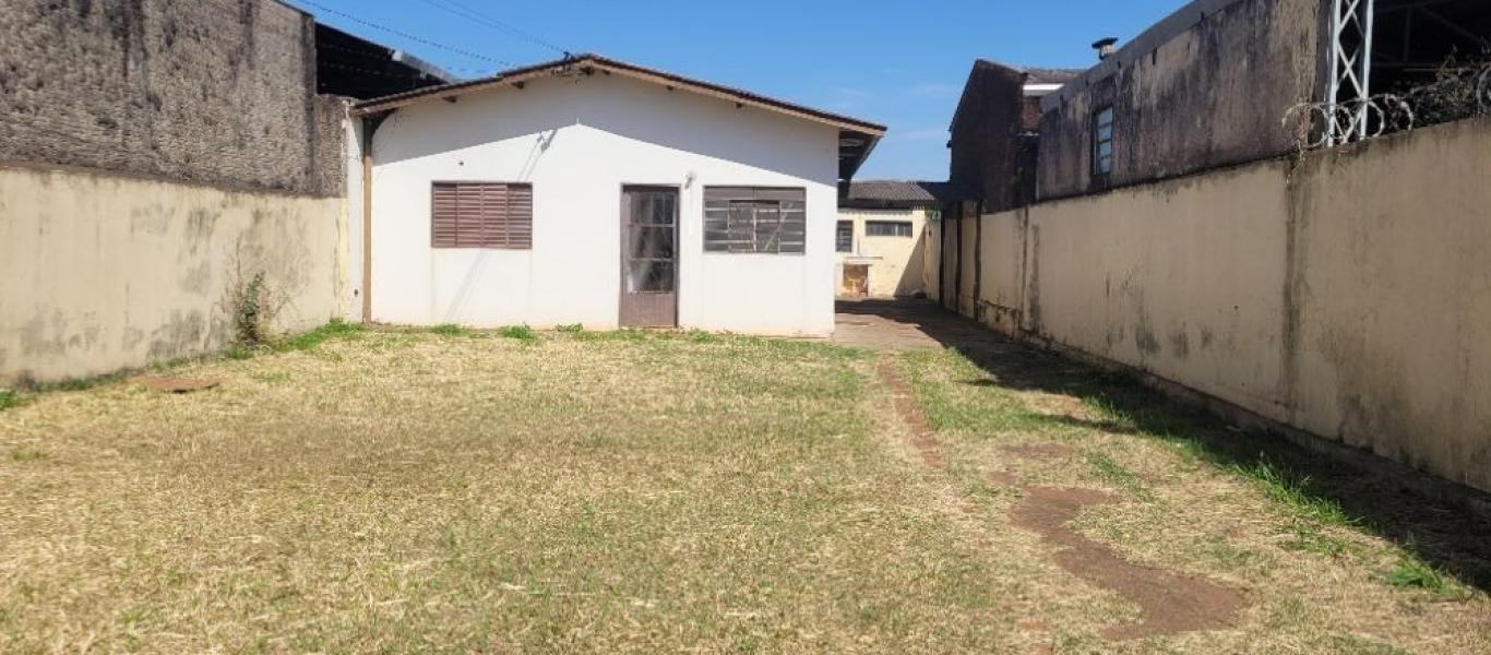 CASA NA Vila Ribeiro em Assis