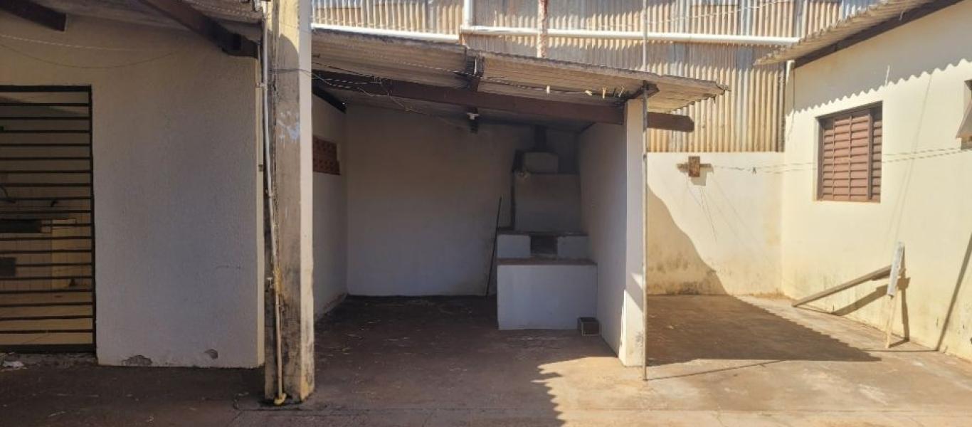 CASA NA Vila Ribeiro em Assis