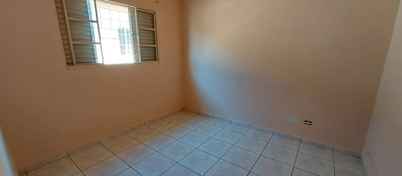 CASA NA Vila Orestes em Assis