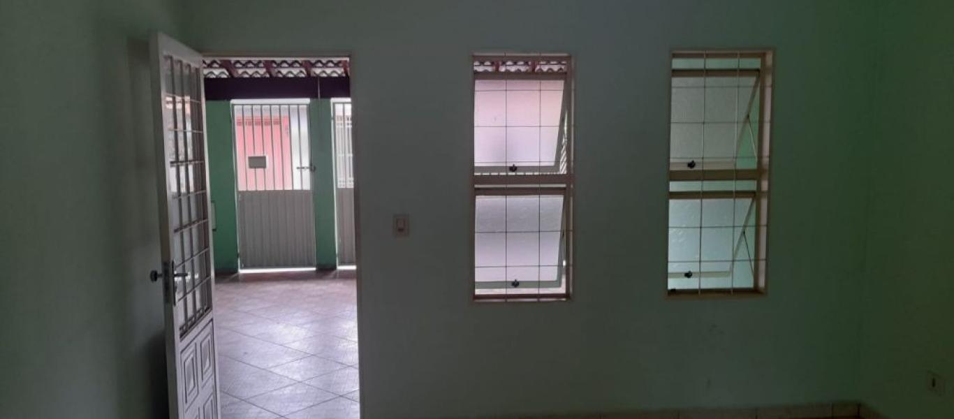 CASA NO San Fernando Valley em Assis