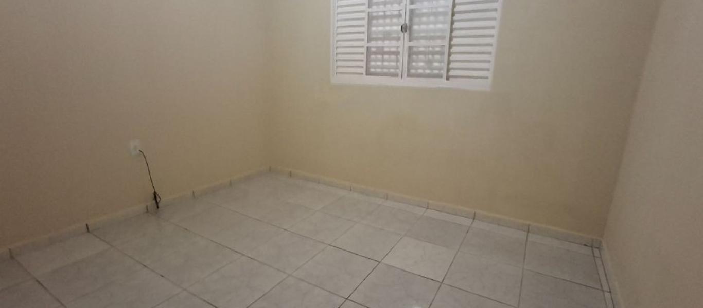 CASA NO Jardim Canadá em Assis