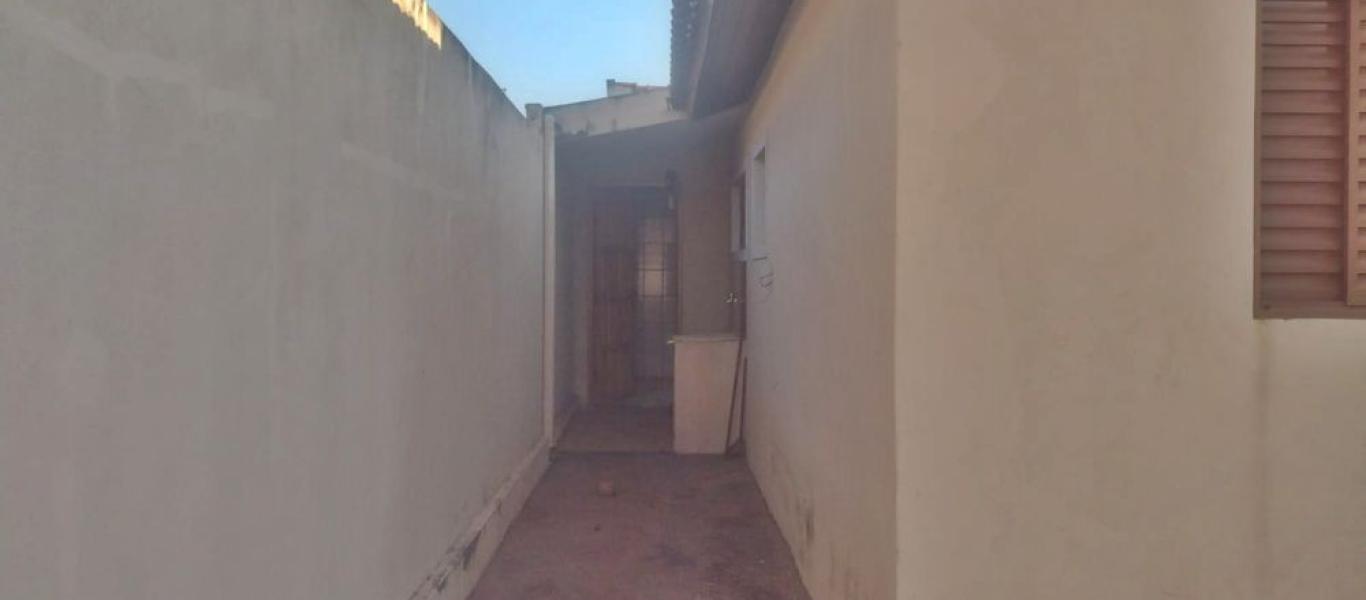 CASA NA COHAB DA RODOVIÁRIA em Assis