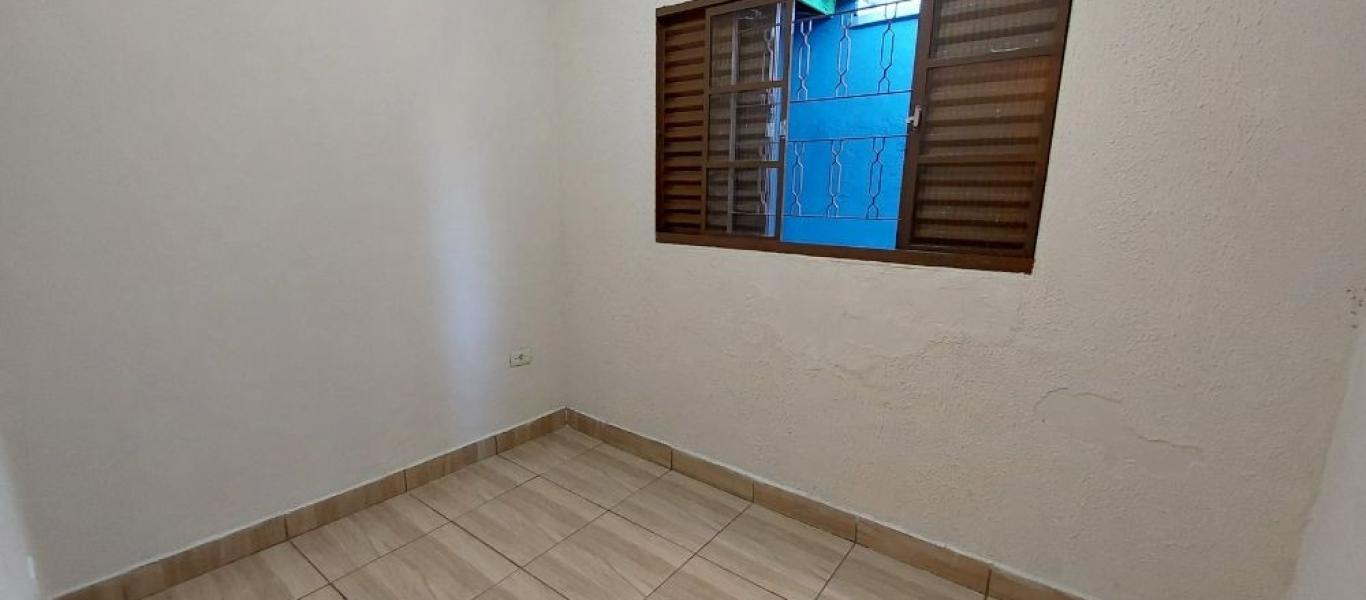 CASA NO JARDIM PARANÁ em Assis