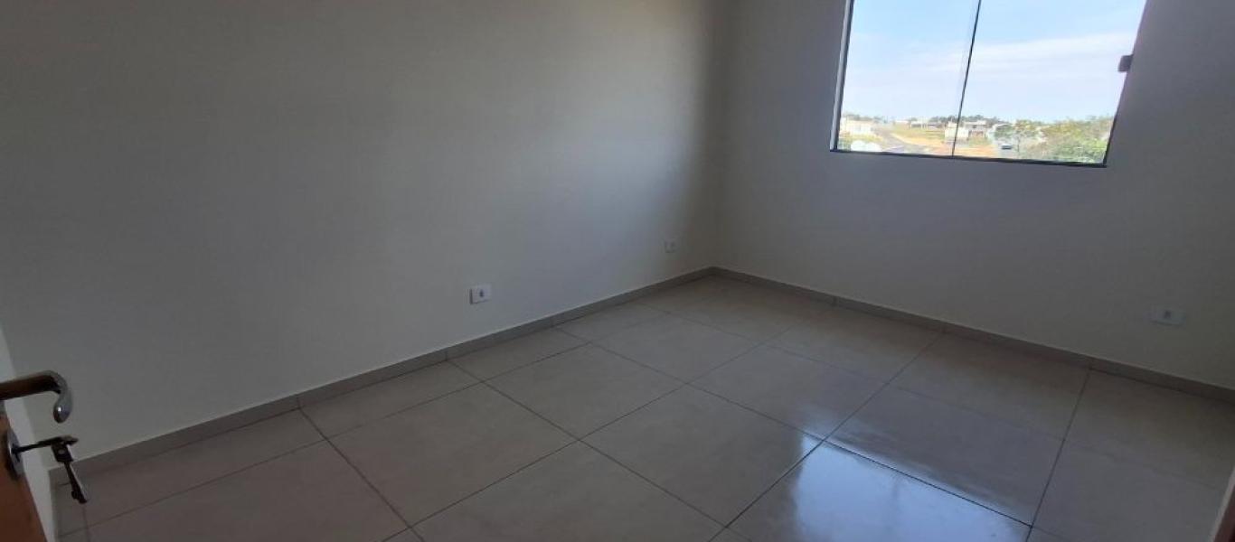 CASA NA Vila Ouro Verde em Assis
