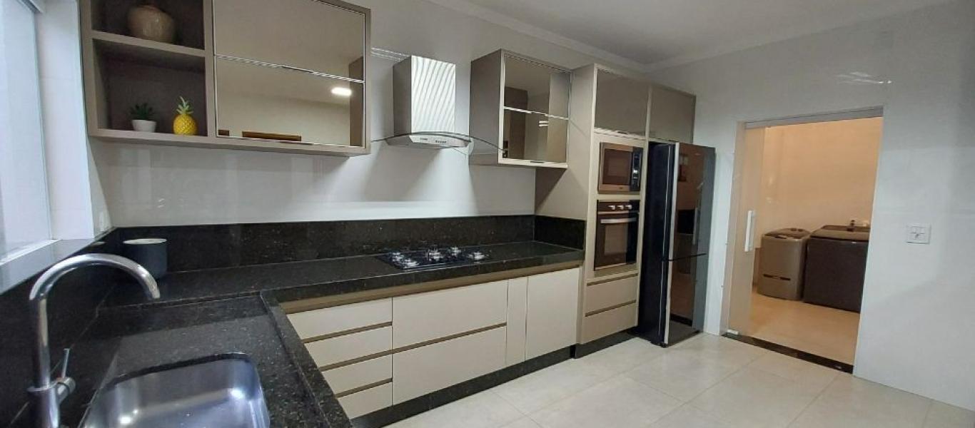 CASA NO Jardim Canadá em Assis