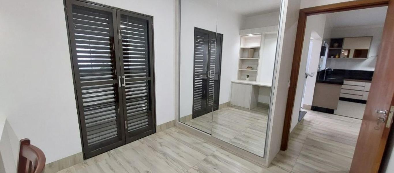 CASA NO Jardim Canadá em Assis