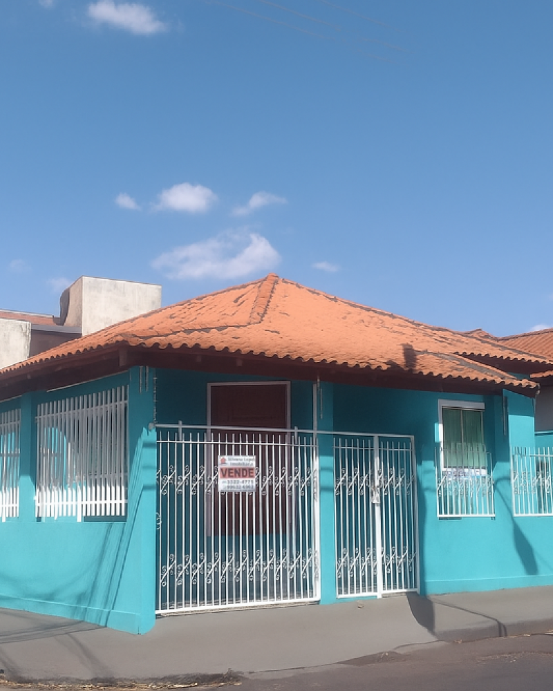 CASA NA Vila Central em Assis