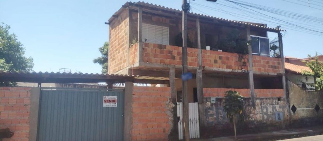 CASA NA Vila Nova Santana em Assis