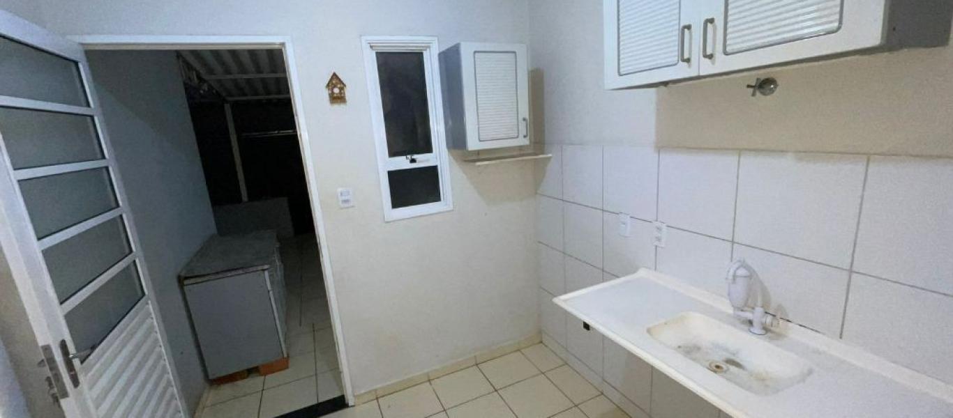 CASA NO Jardim Nossa Senhora de Fátima em Assis