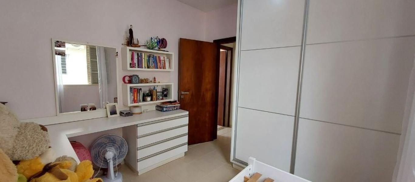 CASA NA Vila Ouro Verde em Assis