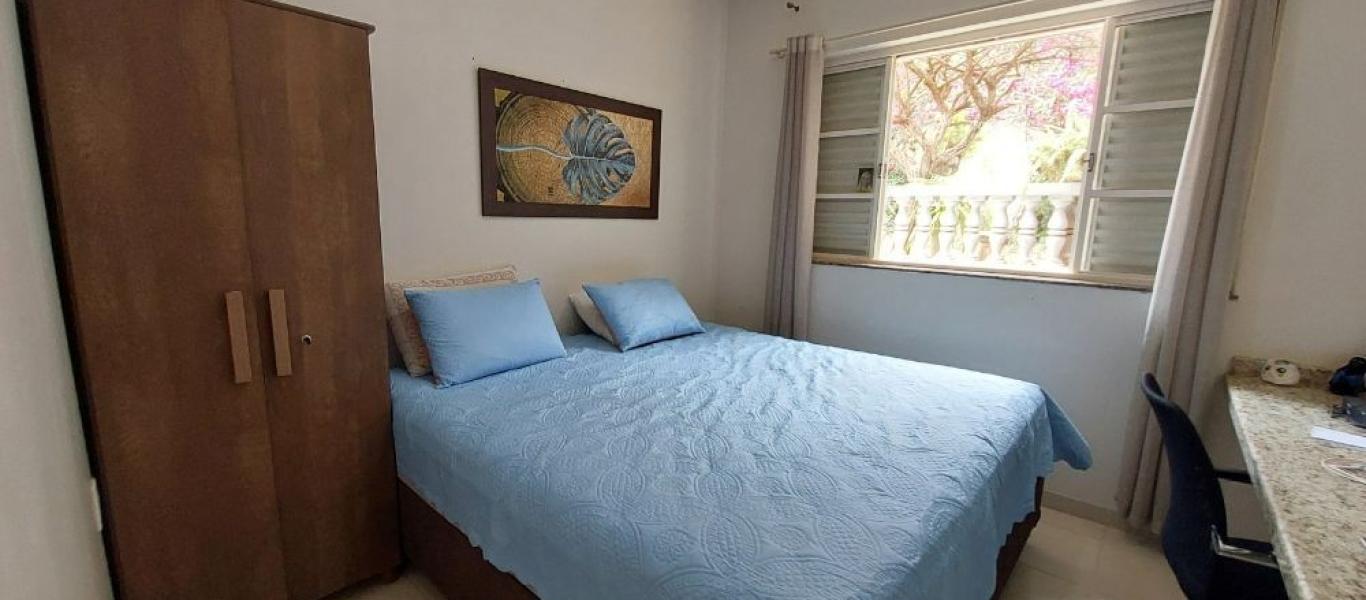 CASA NA Vila Ouro Verde em Assis