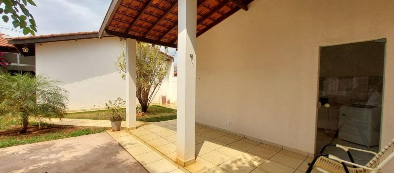 CASA NA Vila Ouro Verde em Assis