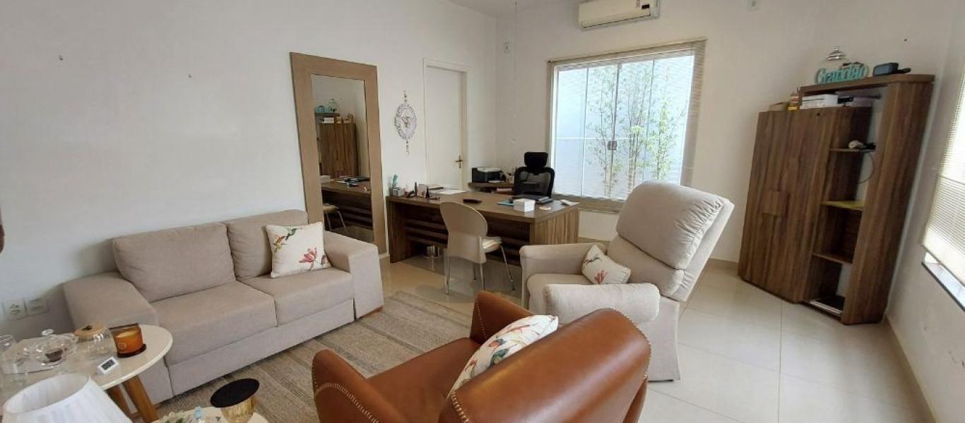 CASA NA Vila Ouro Verde em Assis