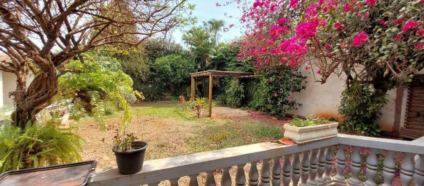 CASA NA Vila Ouro Verde em Assis
