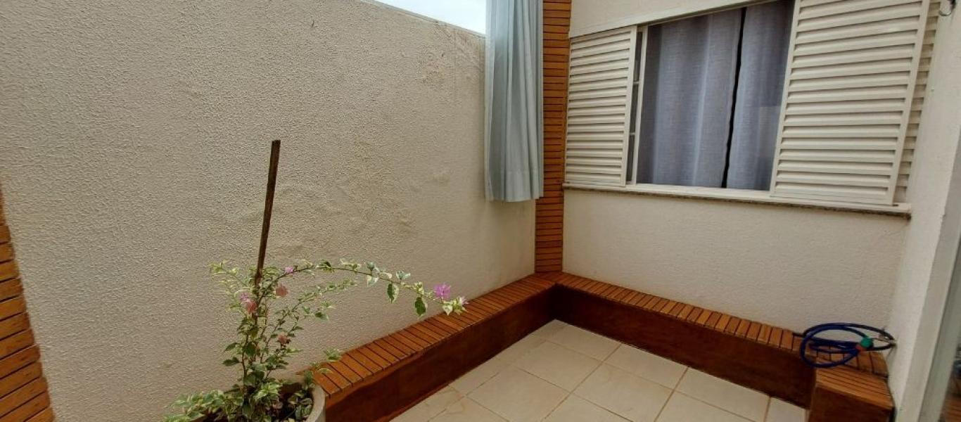CASA NA Vila Ouro Verde em Assis