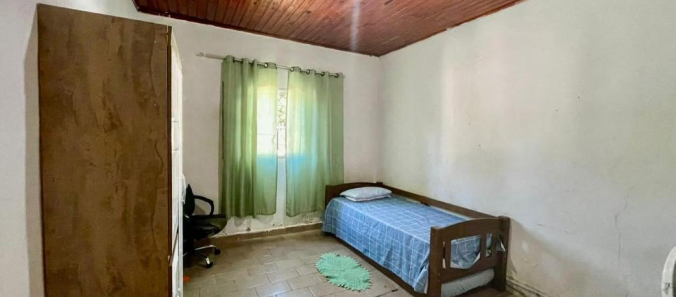CASA NO Parque Universitário em Assis
