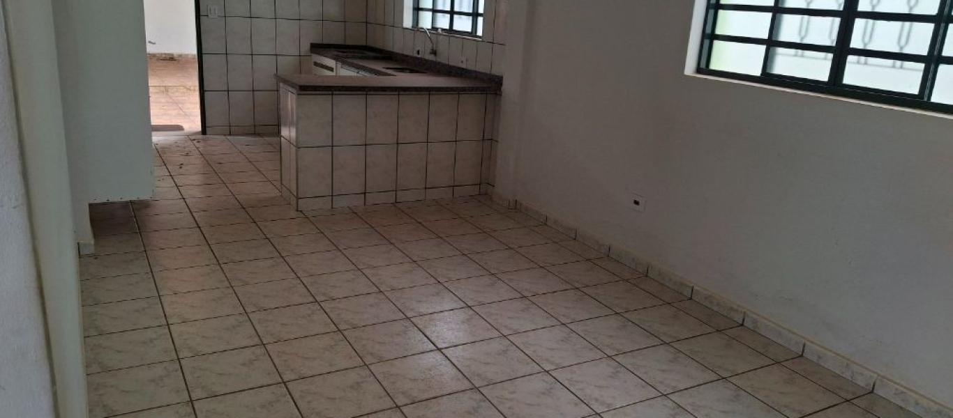 CASA NO Jardim Canadá em Assis