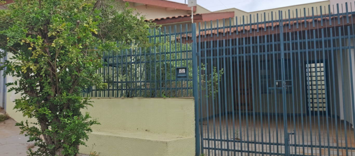 CASA NO Jardim Canadá em Assis
