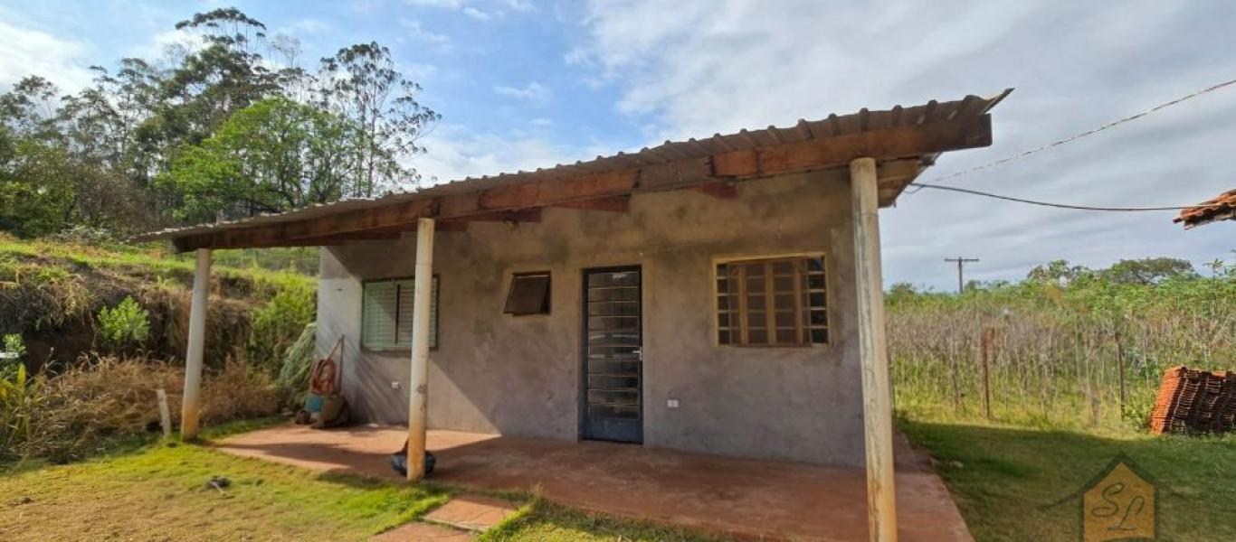 CHÁCARA NA ESTÂNCIA CANTO DOS PÁSSAROS em ASSIS