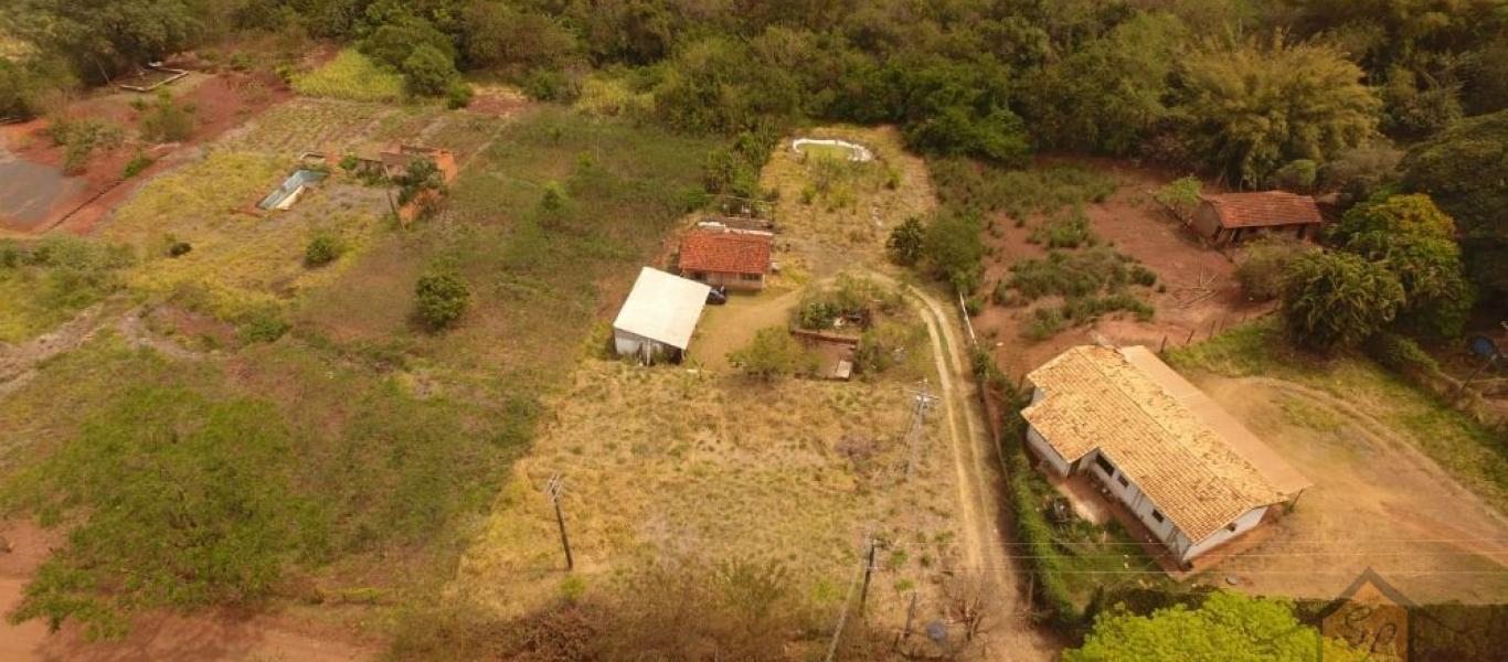 CHÁCARA NA ESTÂNCIA CANTO DOS PÁSSAROS em ASSIS