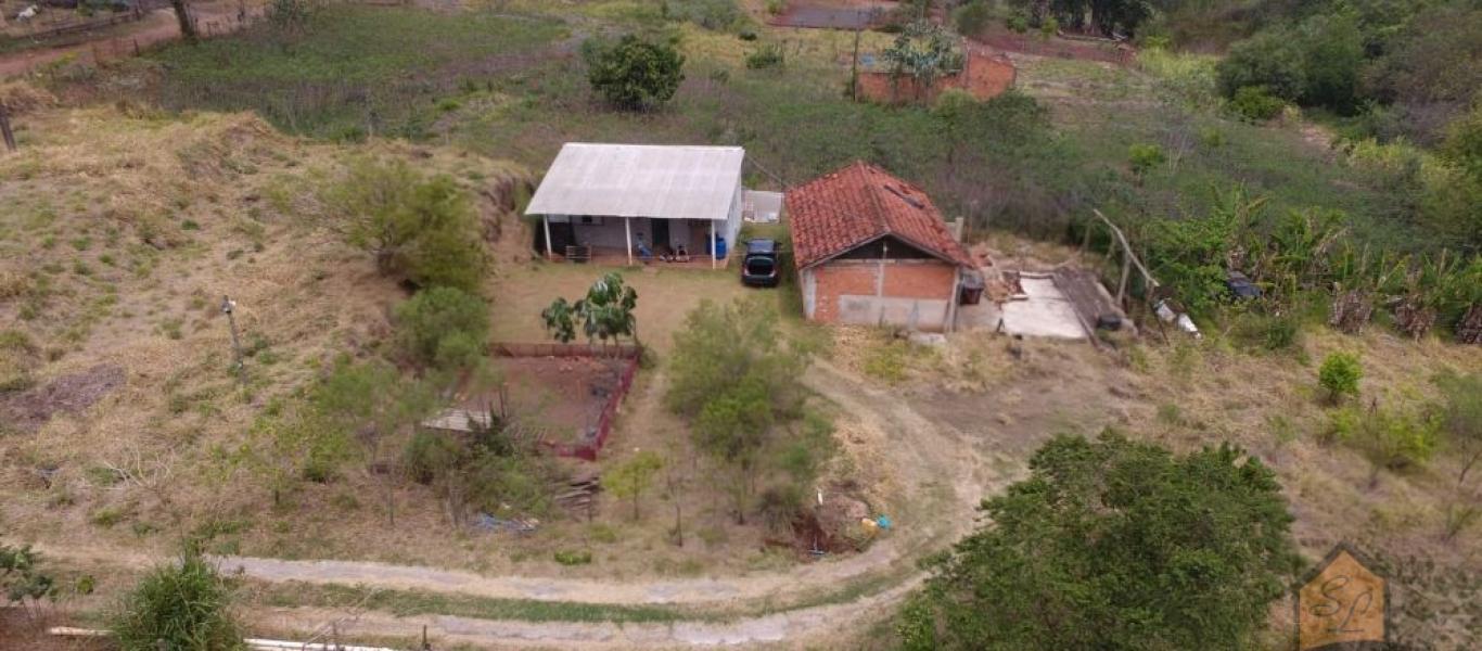 CHÁCARA NA ESTÂNCIA CANTO DOS PÁSSAROS em ASSIS