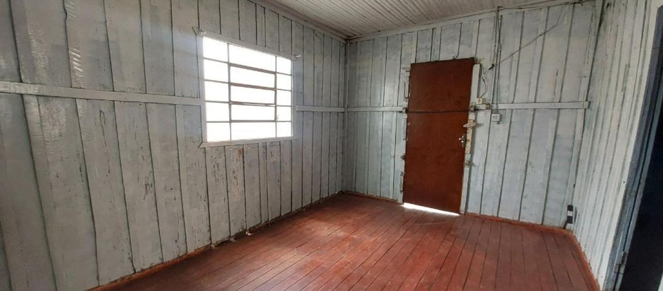 CASA NA Vila Central em Assis