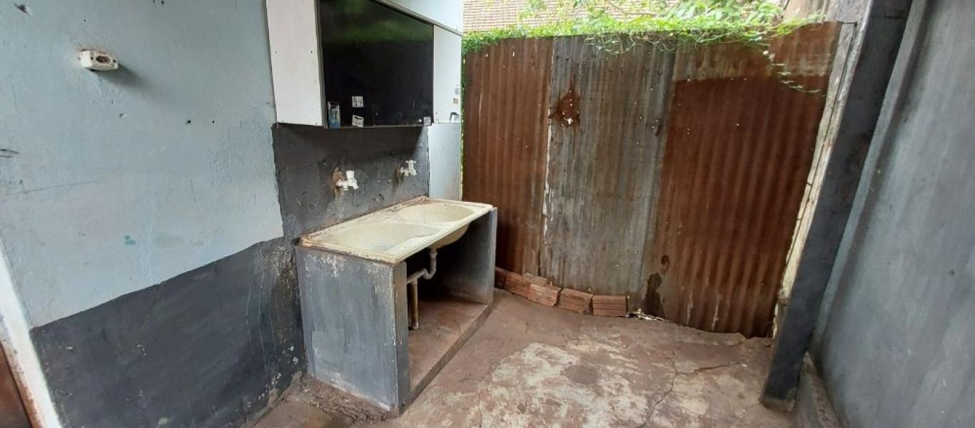 CASA NA Vila Central em Assis