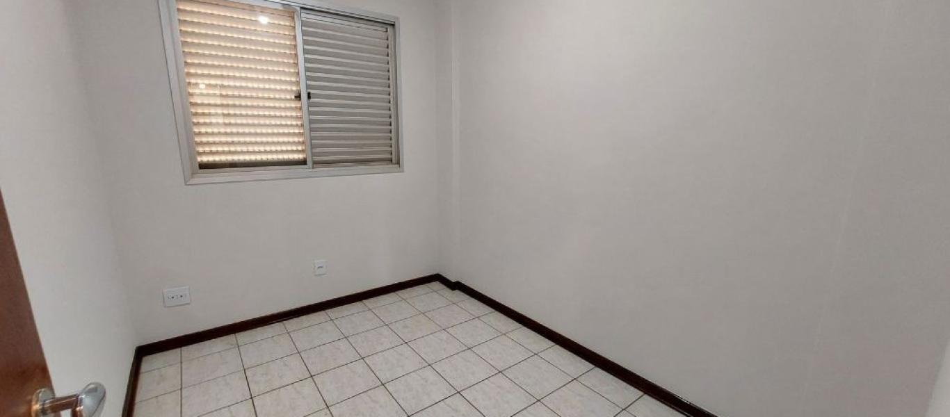 APARTAMENTO NA Centro em Assis