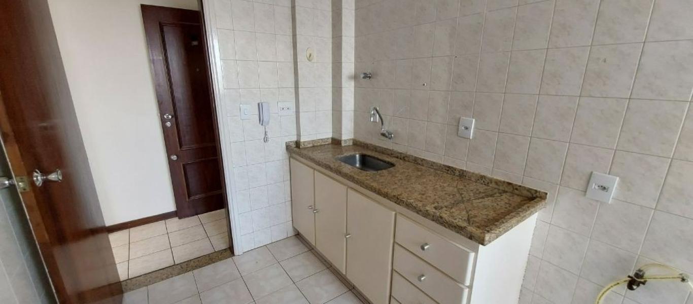 APARTAMENTO NA Centro em Assis