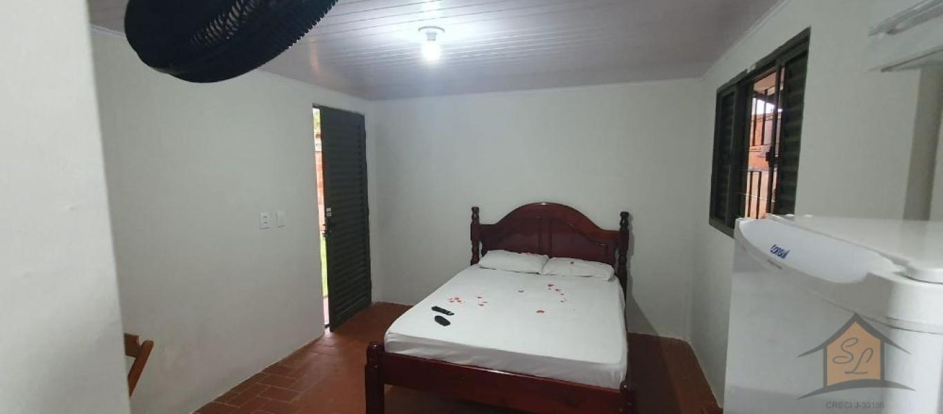 RANCHO NO SÍTIO SÃO JORGE em PALMITAL