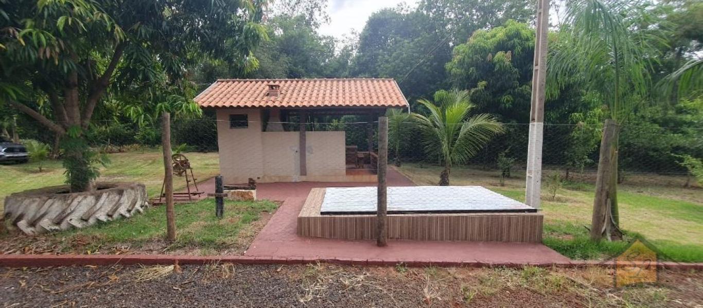 RANCHO NO SÍTIO SÃO JORGE em PALMITAL