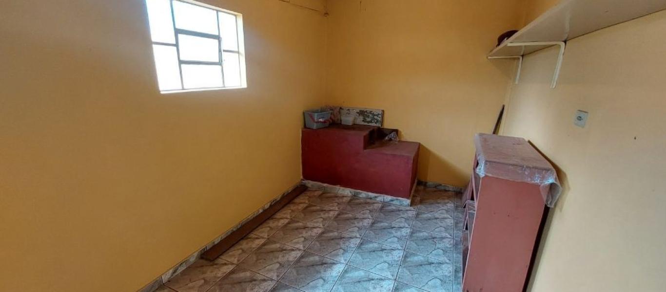 CASA NA Vila Adileta em Assis