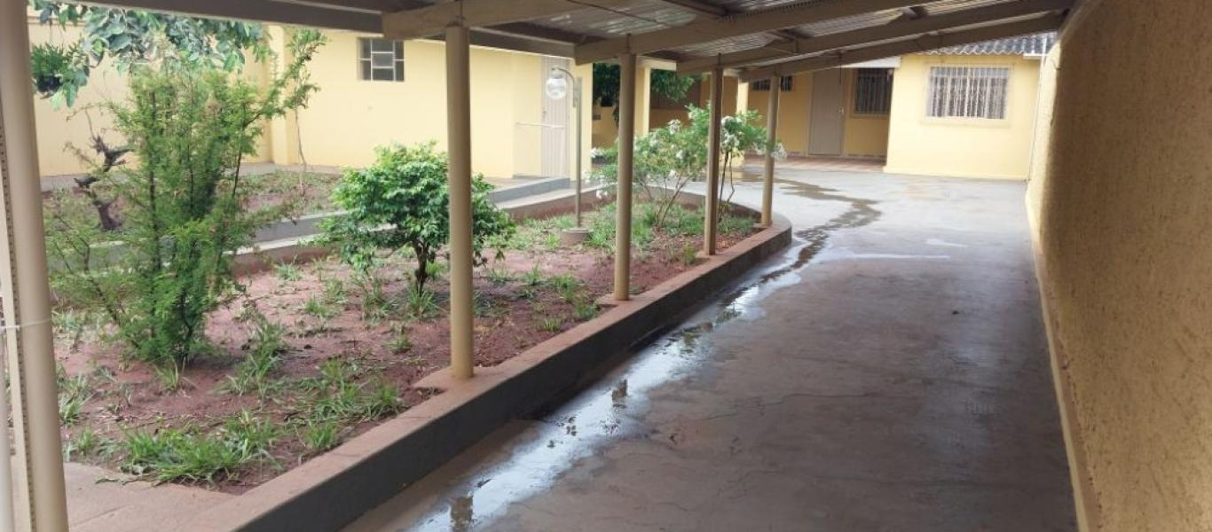 CASA NA Vila Adileta em Assis