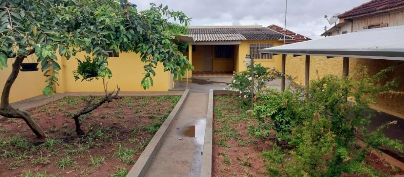 CASA NA Vila Adileta em Assis