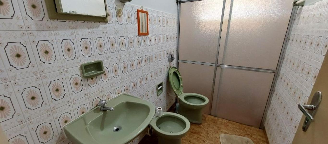 CASA NA Vila Adileta em Assis
