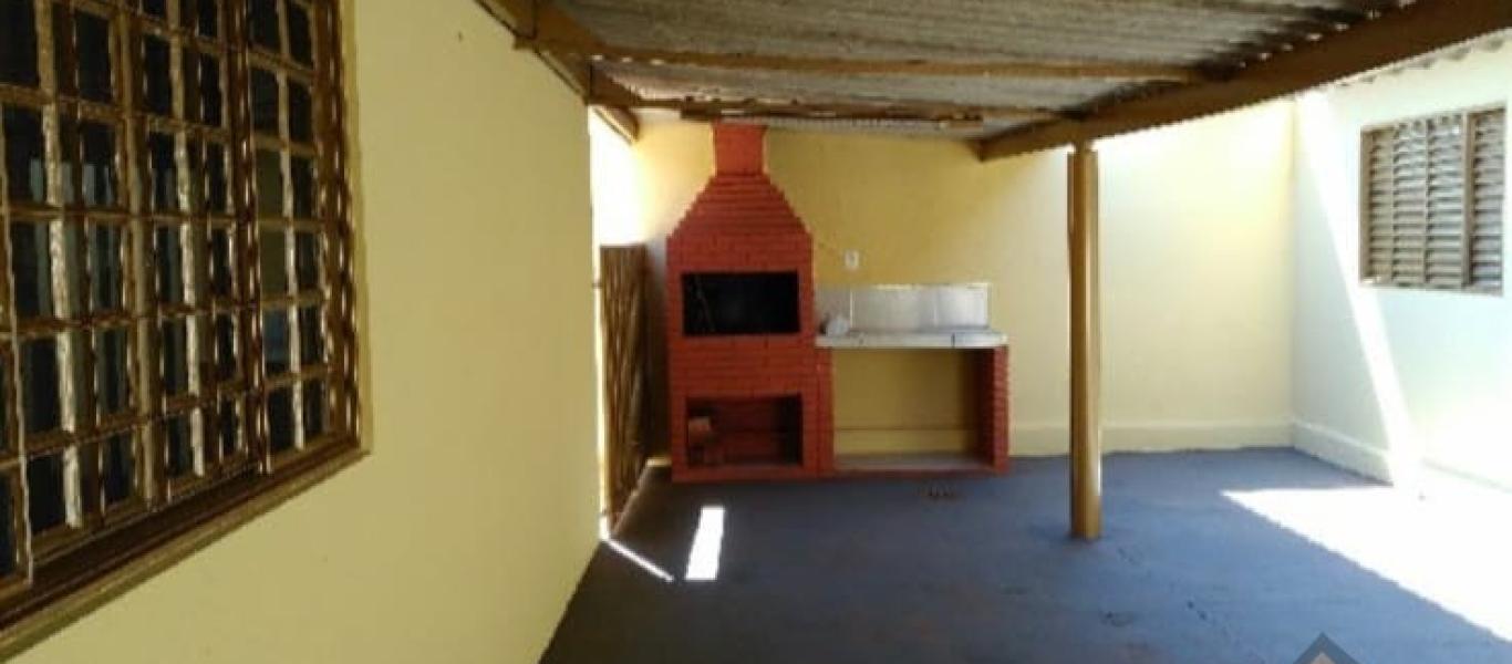 CASA NO Parque das Acácias em Assis