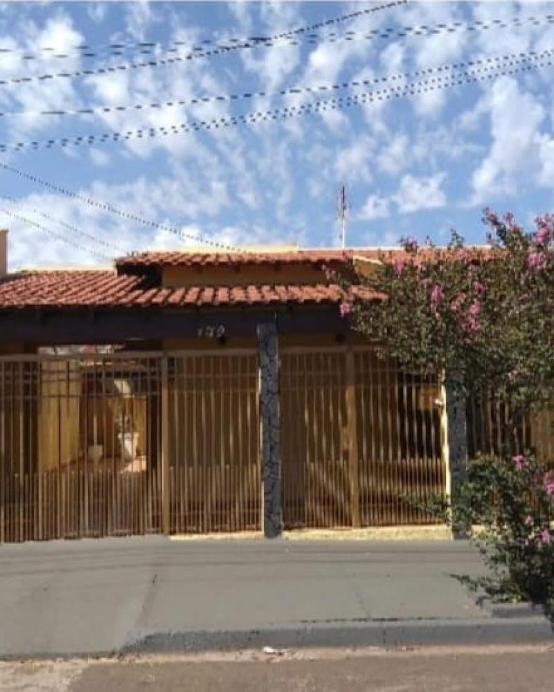 CASA NO Parque das Acácias em Assis